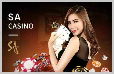 Vận động viên quần vợt đang giao bóng